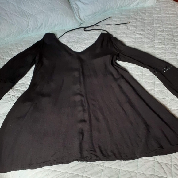 DYNAMITE DRESS SIZE MEDIUM - Picture 6 of 6